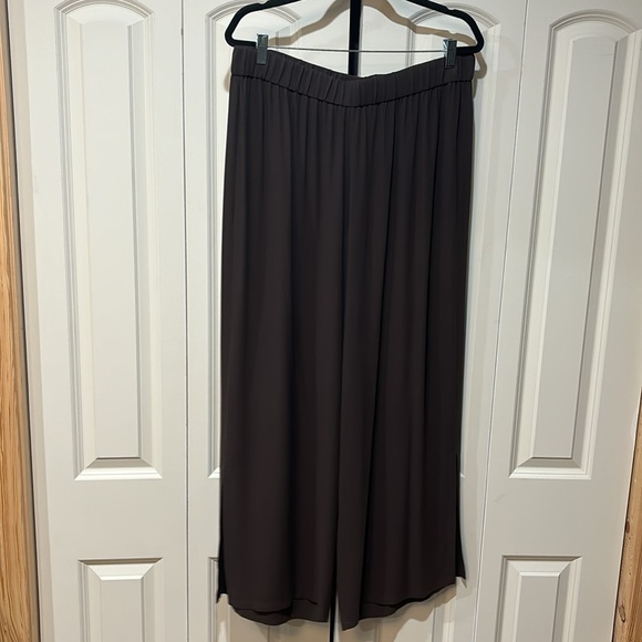 NWOT Eileen Fisher, dark brown silk Georgette short poncho/Palazzo pants - Picture 6 of 11